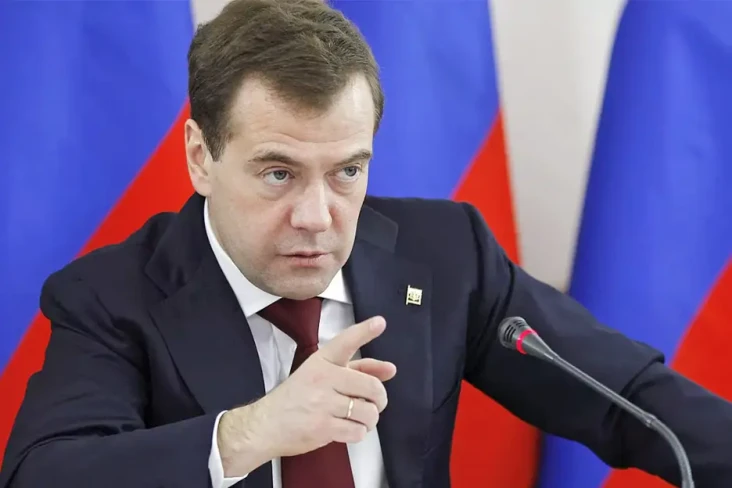 Eks Presiden Rusia:...