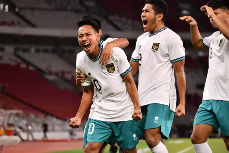 Erick Thohir Bakar Semangat...