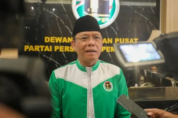 Sandiaga Hadiri Rapimnas...