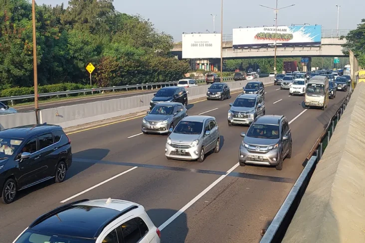 Hari Pertama Usai Cuti...