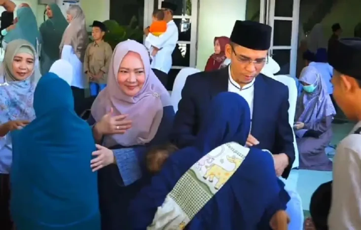 Ribuan Jemaah Hadiri...