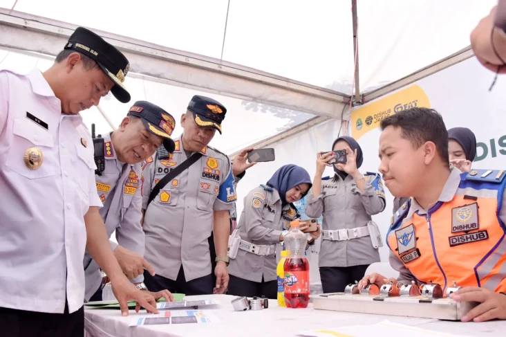 Wakil Gubernur Uu Ruzhanul...