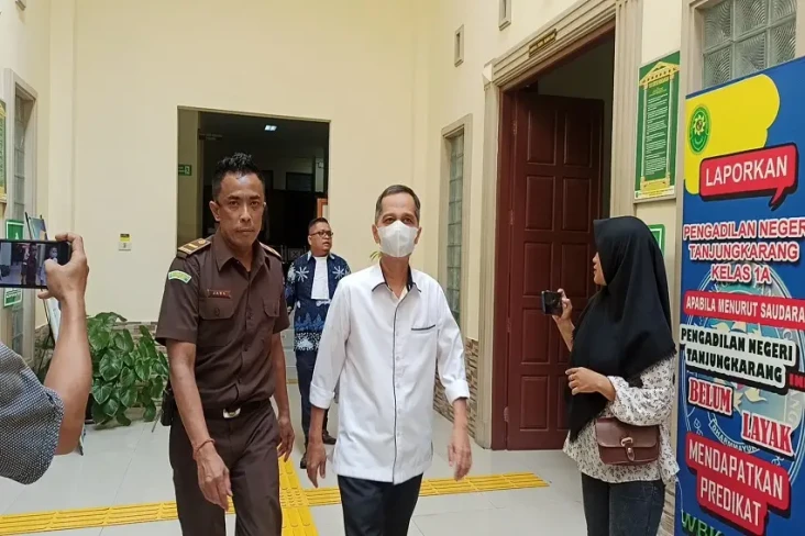Mantan Rektor Unila...