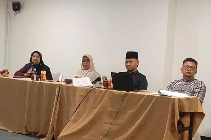 Sepi Peminat, Pendaftar...