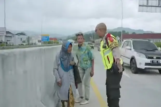 Viral Kakek dan Nenek...