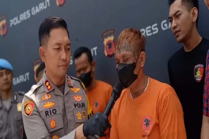 Dadang Buaya Ngaku Insaf,...