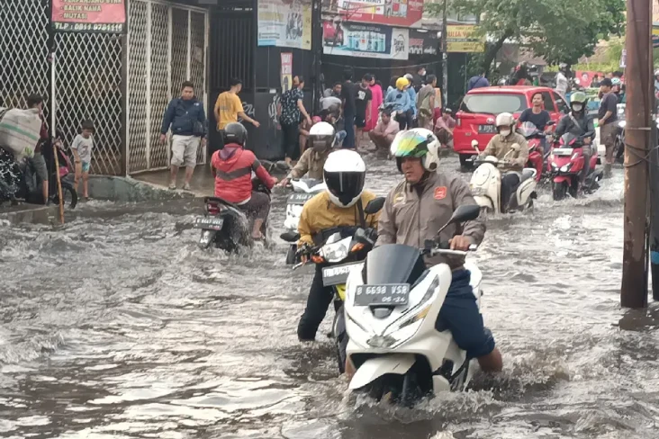 Akses Jalan Penghubung...