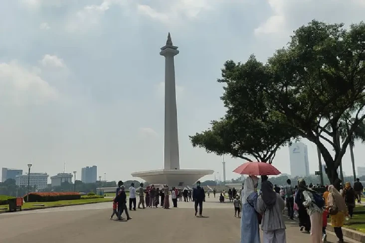 H+6 Lebaran Monas Masih...