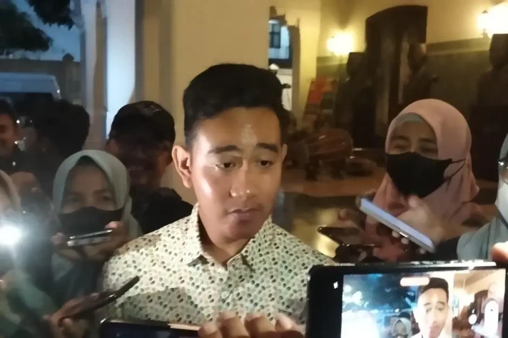 Gibran Pastikan Relawan...