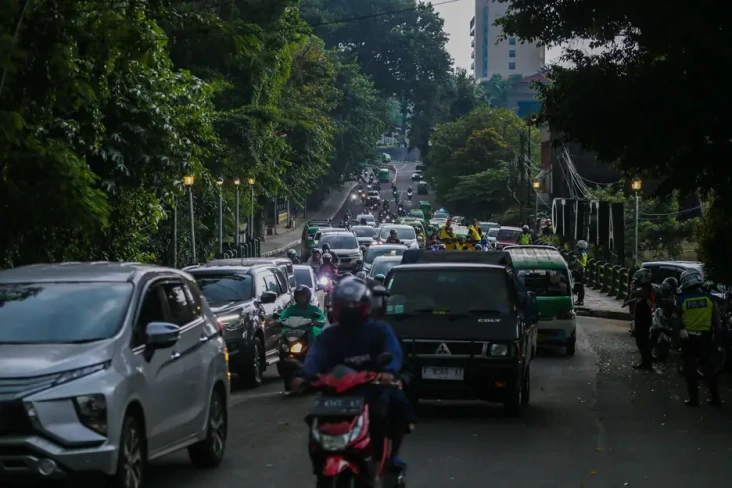 Ingat! Jembatan Otista...