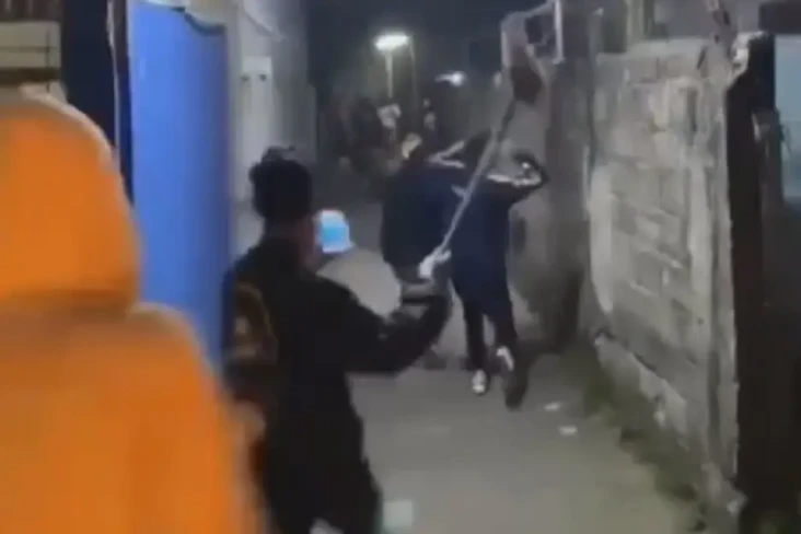 Diduga Dendam, Sekelompok...
