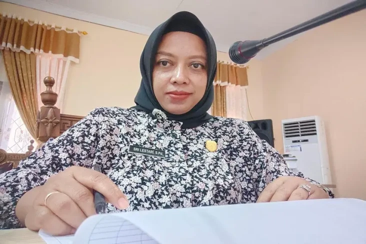 Cegah Truk Besar Masuk...