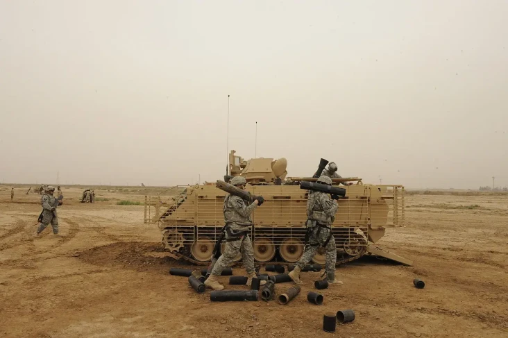 Tank AS M113, Naga Hijau...