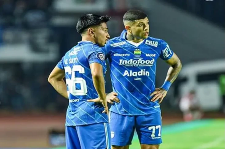 Komposisi Pemain Persib...
