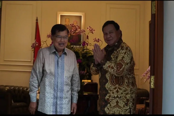 Prabowo Kunjungi Kediaman...