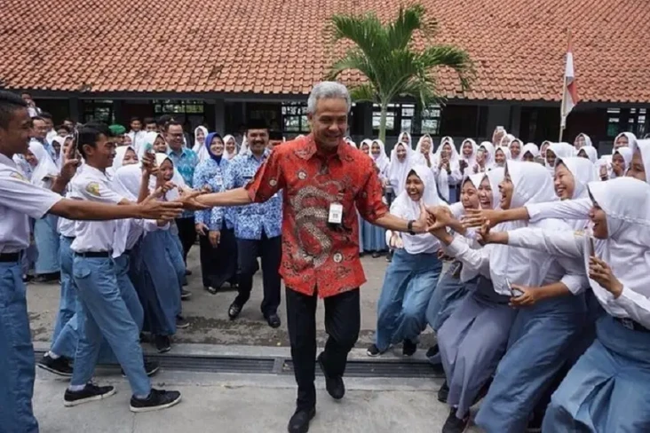 Pimpin Hardiknas, Ganjar...