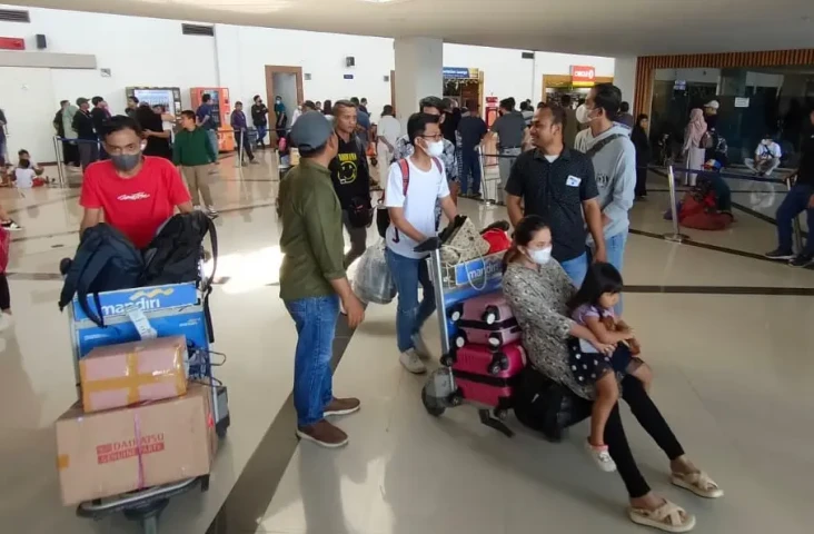 Arus Mudik Balik Lebaran,...