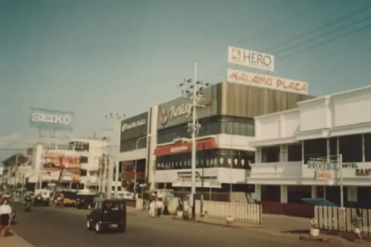 Sejarah Malang Plaza,...