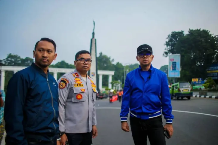 Penutupan Jalan Otista...