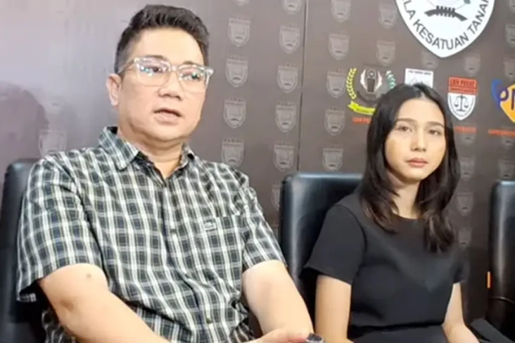 Tenten Anisa Tampik...
