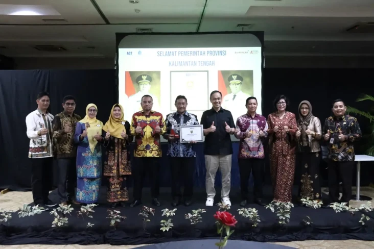 Pemprov Kalteng Raih...