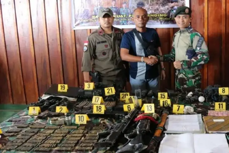 Kepala Distrik Kenyam...