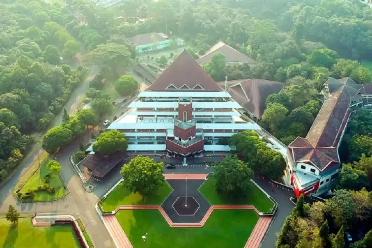 IPB University Buka...