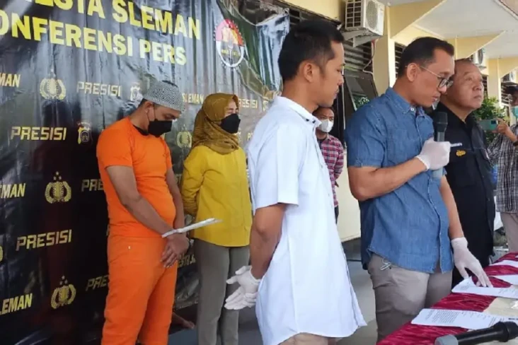 Tampang Ayah Bejat asal...