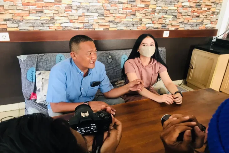 Wanita Cantik Ini Mengaku...