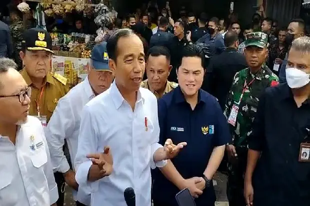 Sidak Jalan Rusak di...