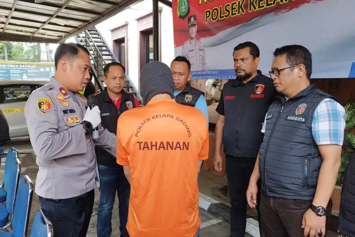 Pelaku Penusuk Sekuriti...
