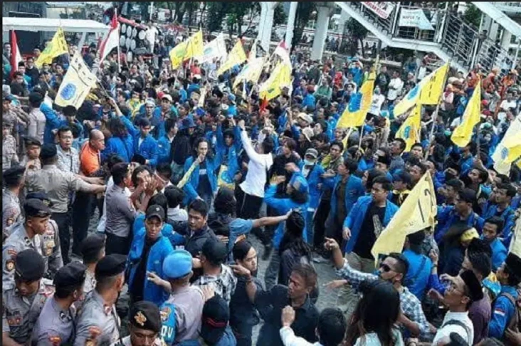 Bantuan Pangan untuk...