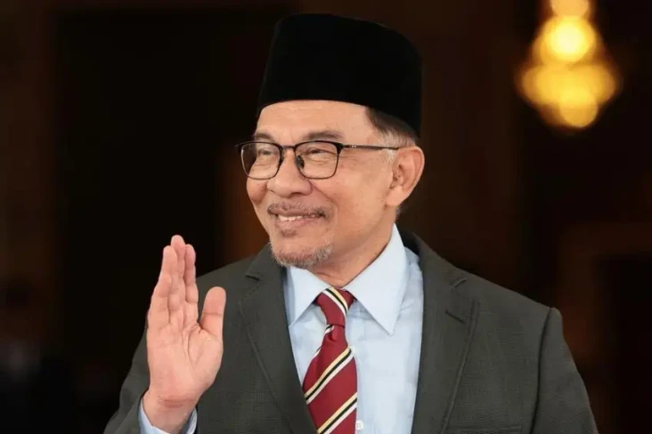 Anwar Ibrahim Tantang...