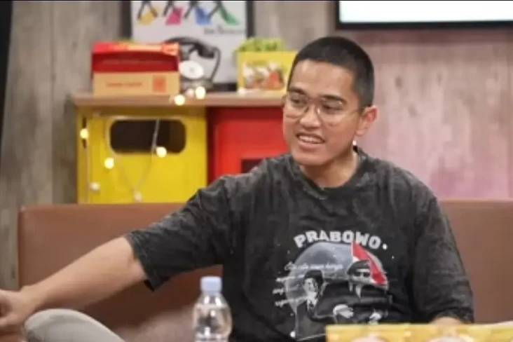 Gibran Ngefans Ibas,...