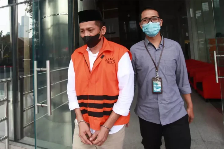 Dua Ajudan Bupati Meranti...