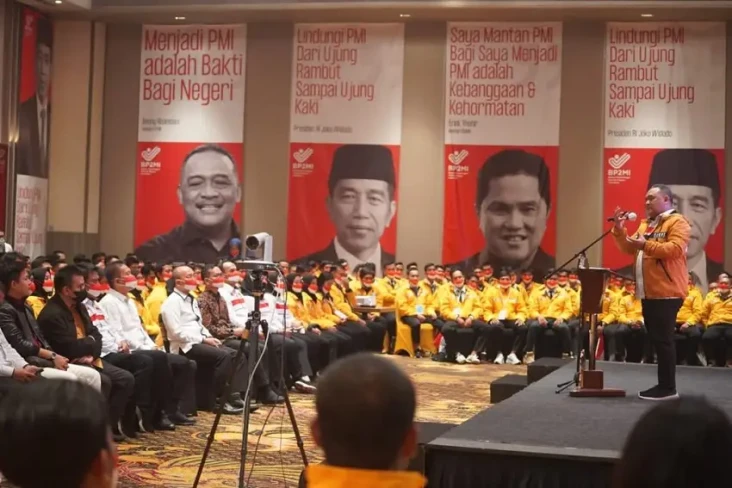 BP2MI Berangkatkan 300...
