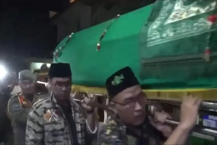 Korban Tewas Bus Terjun...