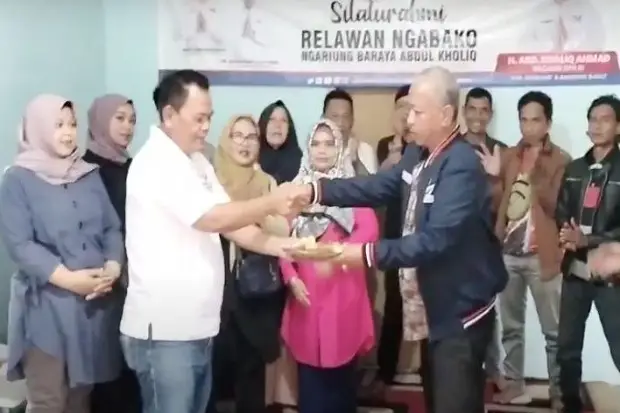 Relawan Ngabako Targetkan...