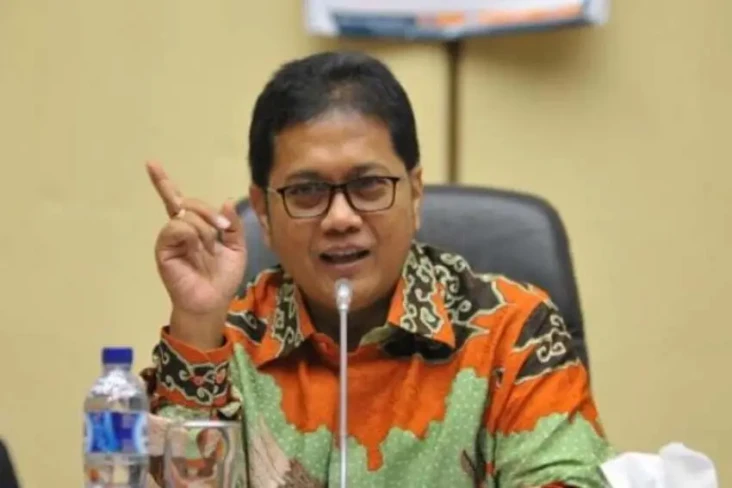 JK Kritik Cawe-cawe...