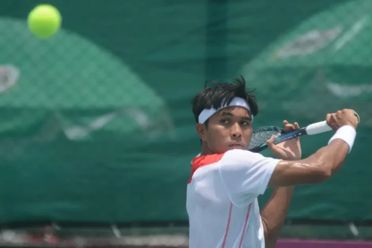Tim Tenis Beregu Putra...