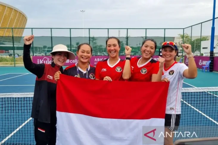 Tim Tenis Putri Indonesia...