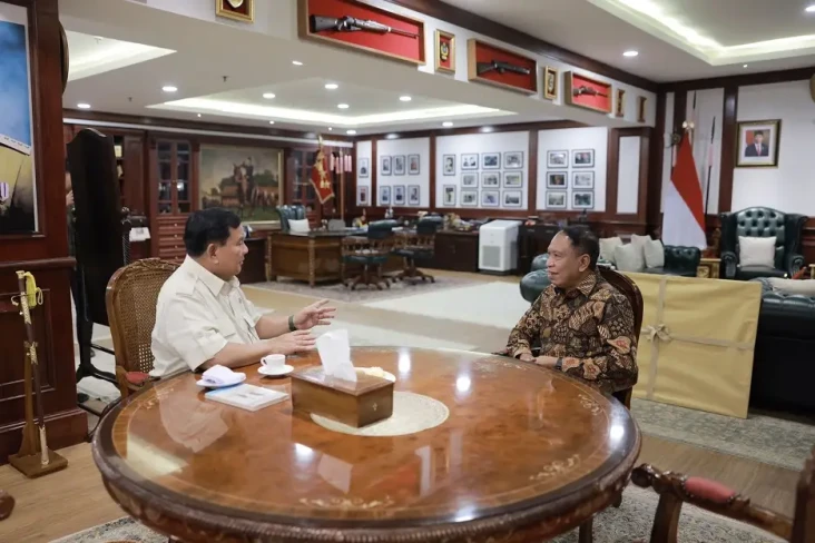 Dukung Timnas ke Qatar,...