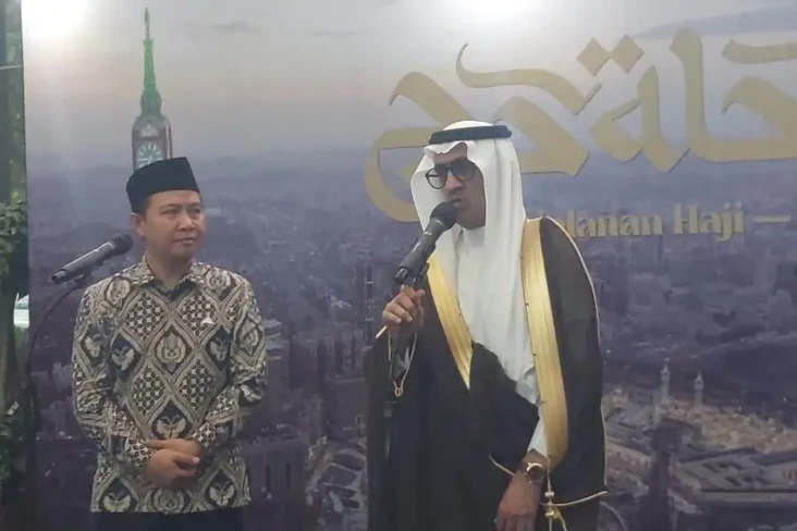Arab Saudi Luncurkan...