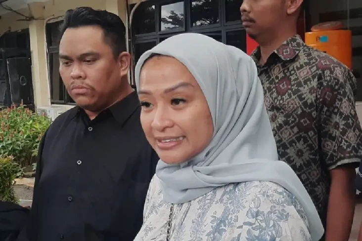 Ira Riswana Minta Polisi...