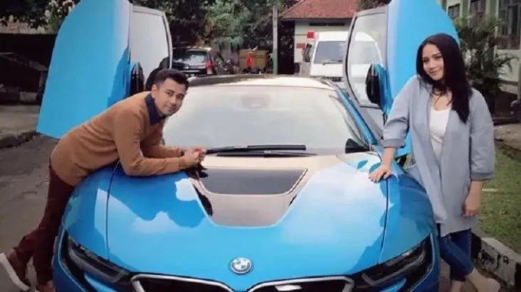 Daftar Artis Indonesia...