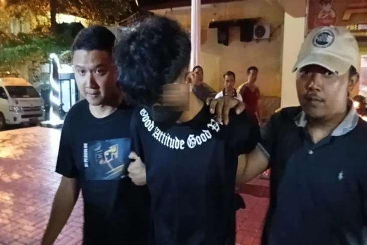 Terbongkar Persembunyian...