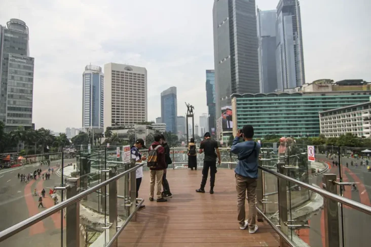 Halte Ikonik Transjakarta...