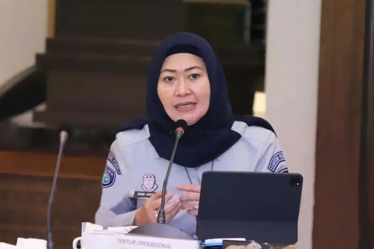 Jasa Raharja Berikan...