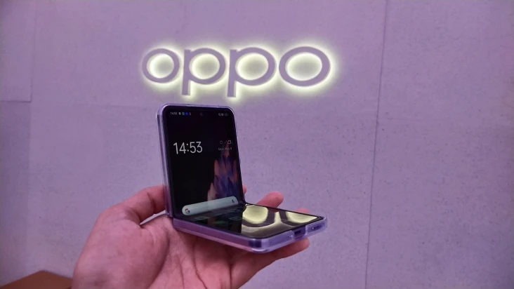 Oppo Find N2 Flip Salah...