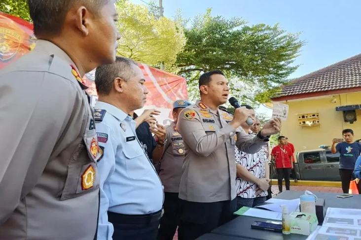 Tukul, Pembacok Siswa...